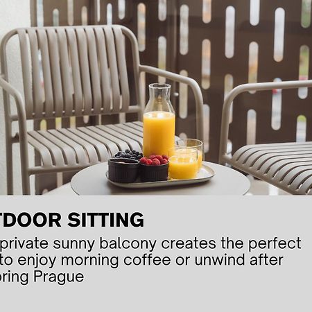 Luxury Sunny Home - Garage Parking, Metro, Balcony, Ps5 With Games Prag Exterior foto